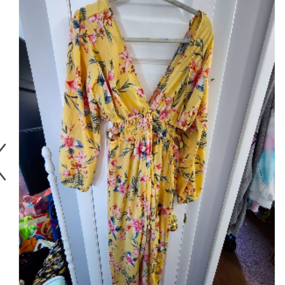 Charlotte Russe short romper maxi dress long sleeve tie in back